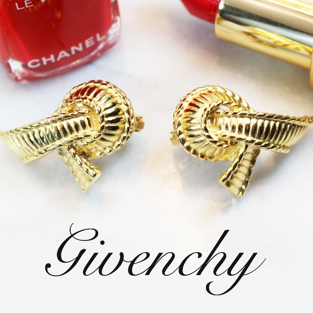 ⚜️ GIVENCHY PARIS NEW YORK "LOVE KNOT" GOLD PLATED BIJOUX PIERCED EARRINGS - Picture 2 of 16